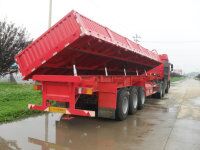 側(cè)翻自卸半掛車