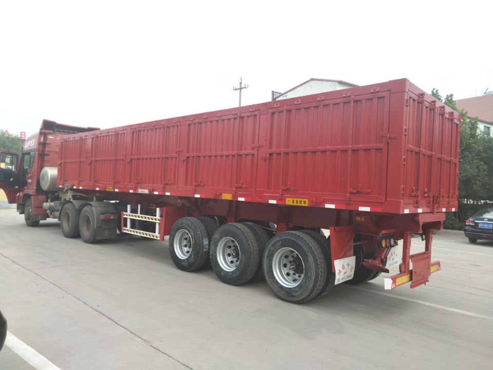 側翻自卸半掛車