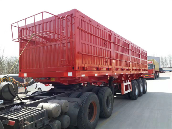 山東側(cè)翻自卸半掛車廠家