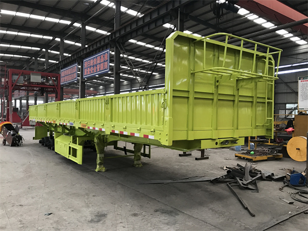 廂式半掛車生產(chǎn)