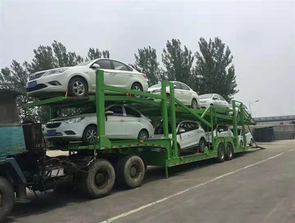 車輛運(yùn)輸半掛車銷售