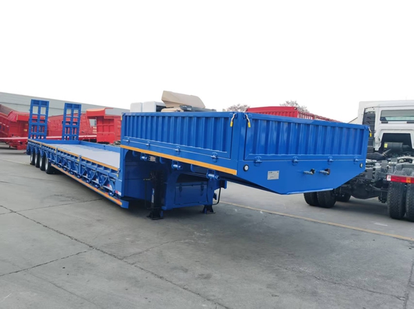 大件運(yùn)輸?shù)推桨灏霋燔?chē)